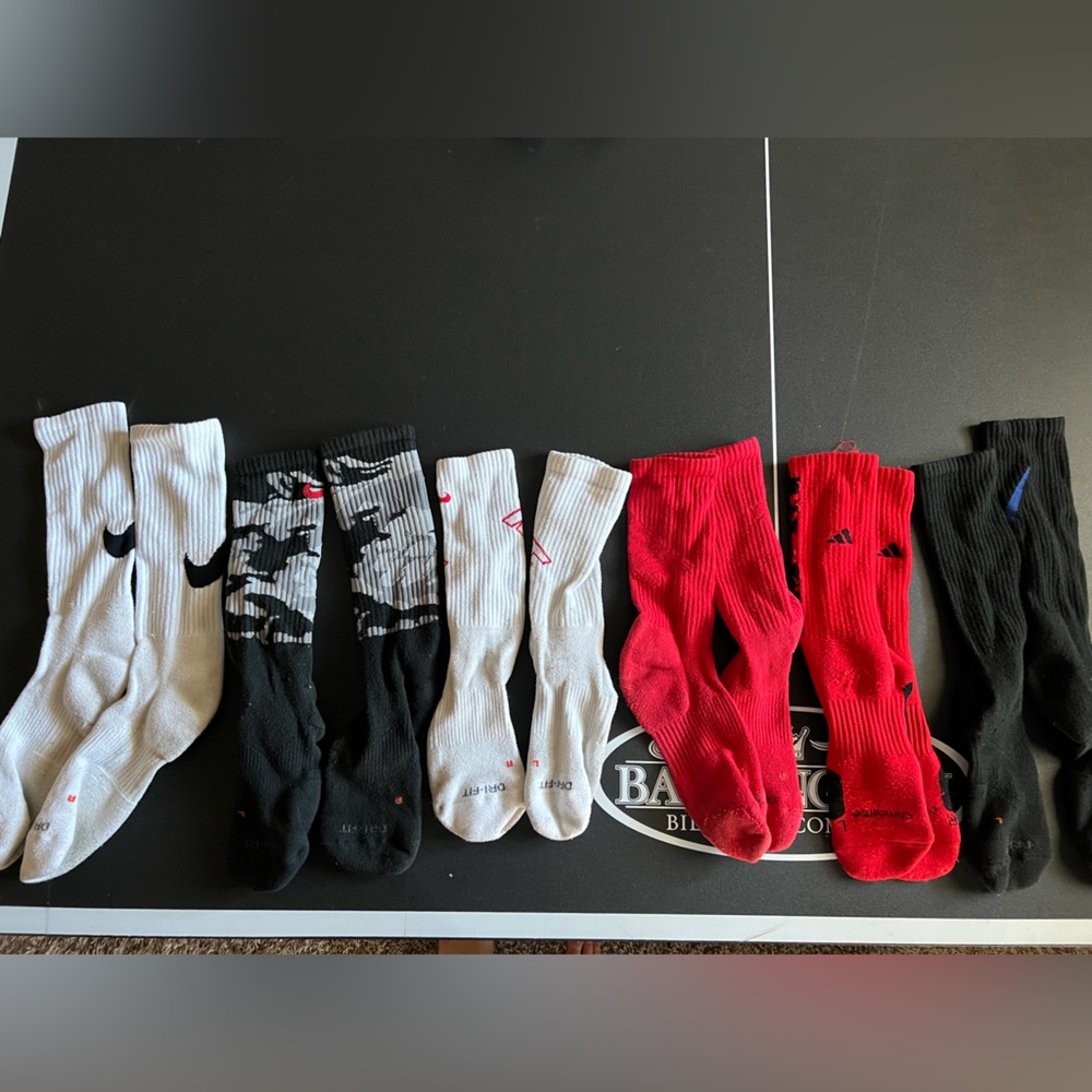 5 pair Nike Socks